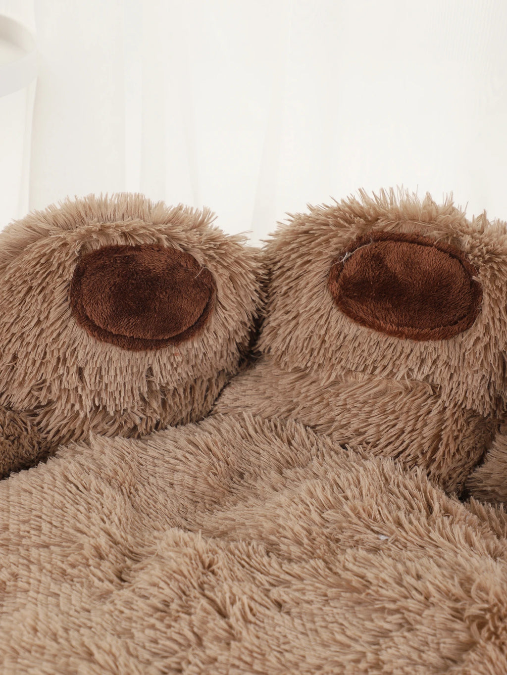 Fluffy Plush Winter Pet Bed Basket