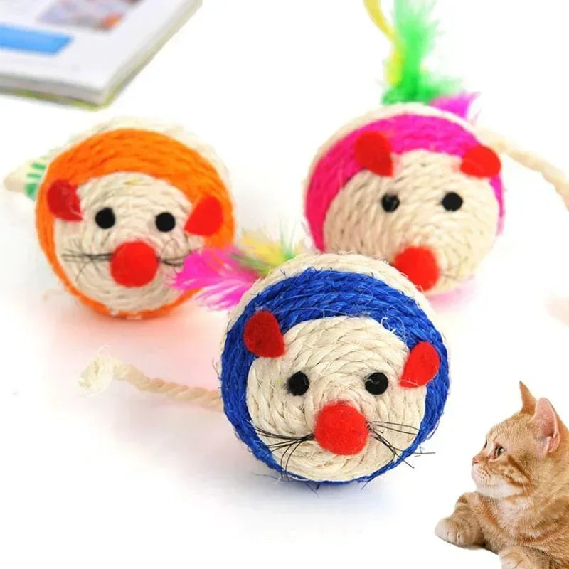 Sisal Feather Mouse Cat Toy Ball with Bell — Interactive Scratching & Chase Toy for Cats