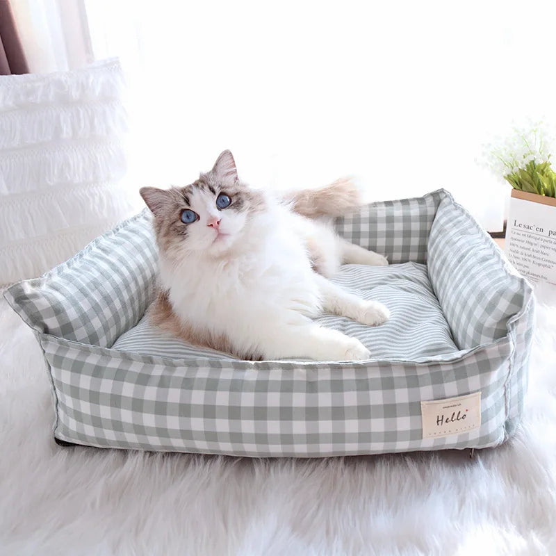 Sofa-Style Pet Kennel Bed