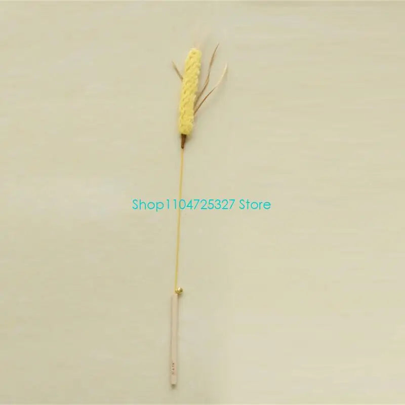 Bite-Resistant Straw Cat Chew Toy with Colorful Quills — Modifiable Interactive Cat Toy