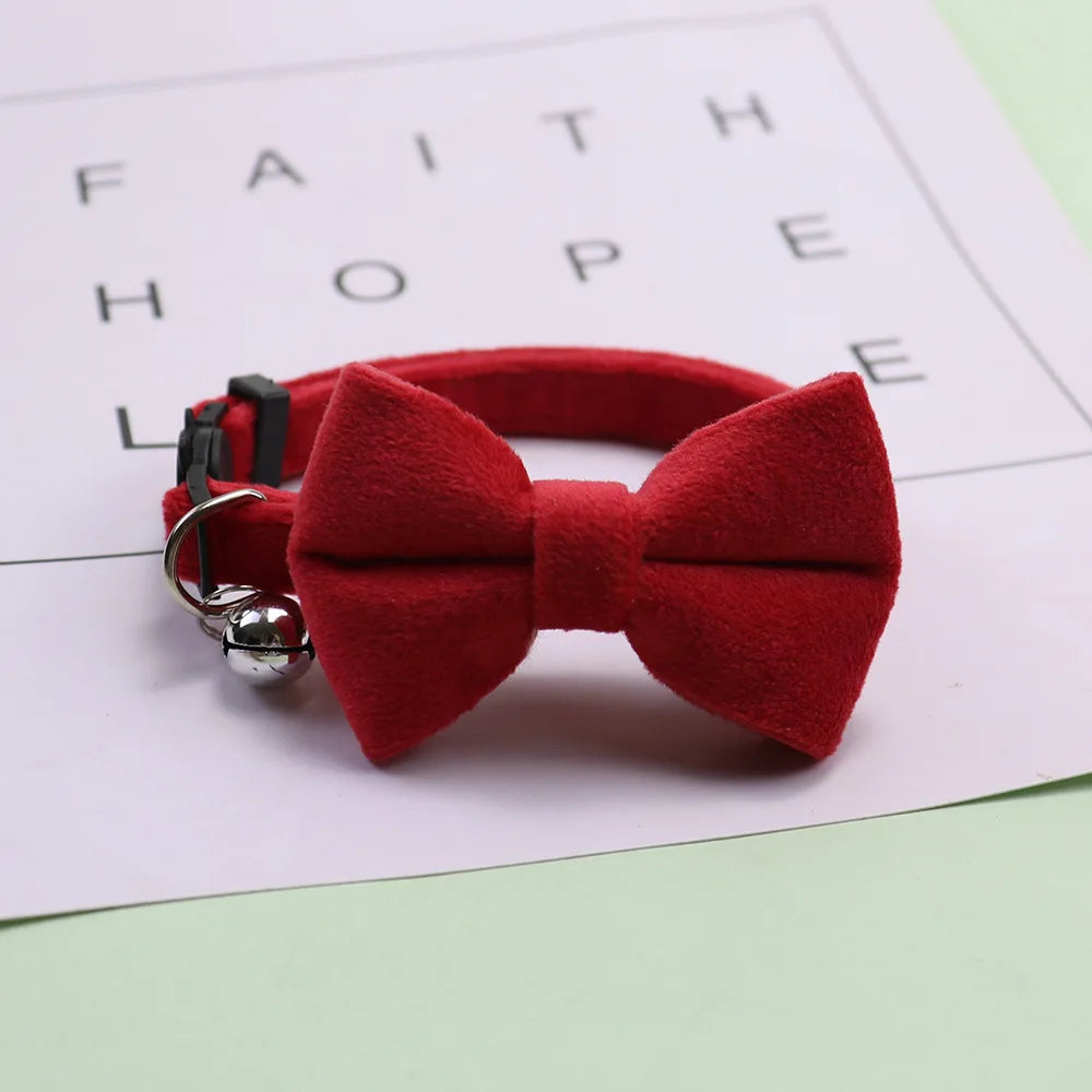Breakaway Christmas Cat Collar with Bow Tie & Bell (Plaid)