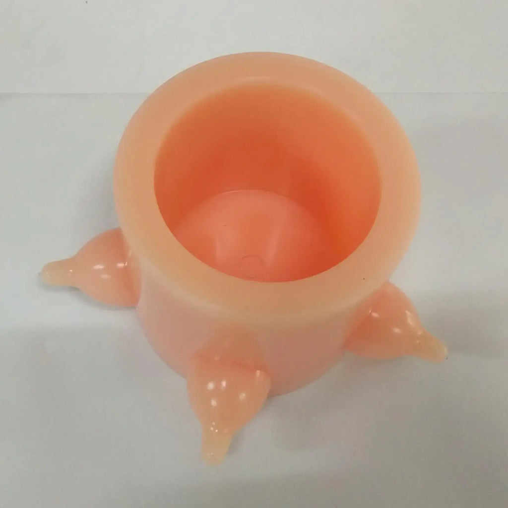 Silicone Pet Milk Feeding Bottle Station (Puppies, Kittens & Rabbits)