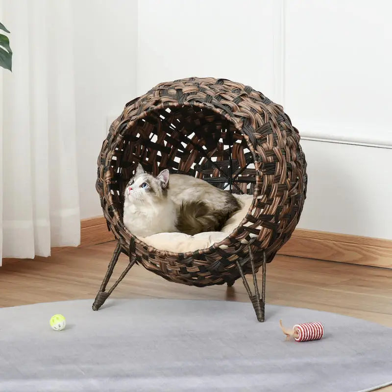 Hand-Woven Banana Leaf Cat Bed, 20.5 Inches