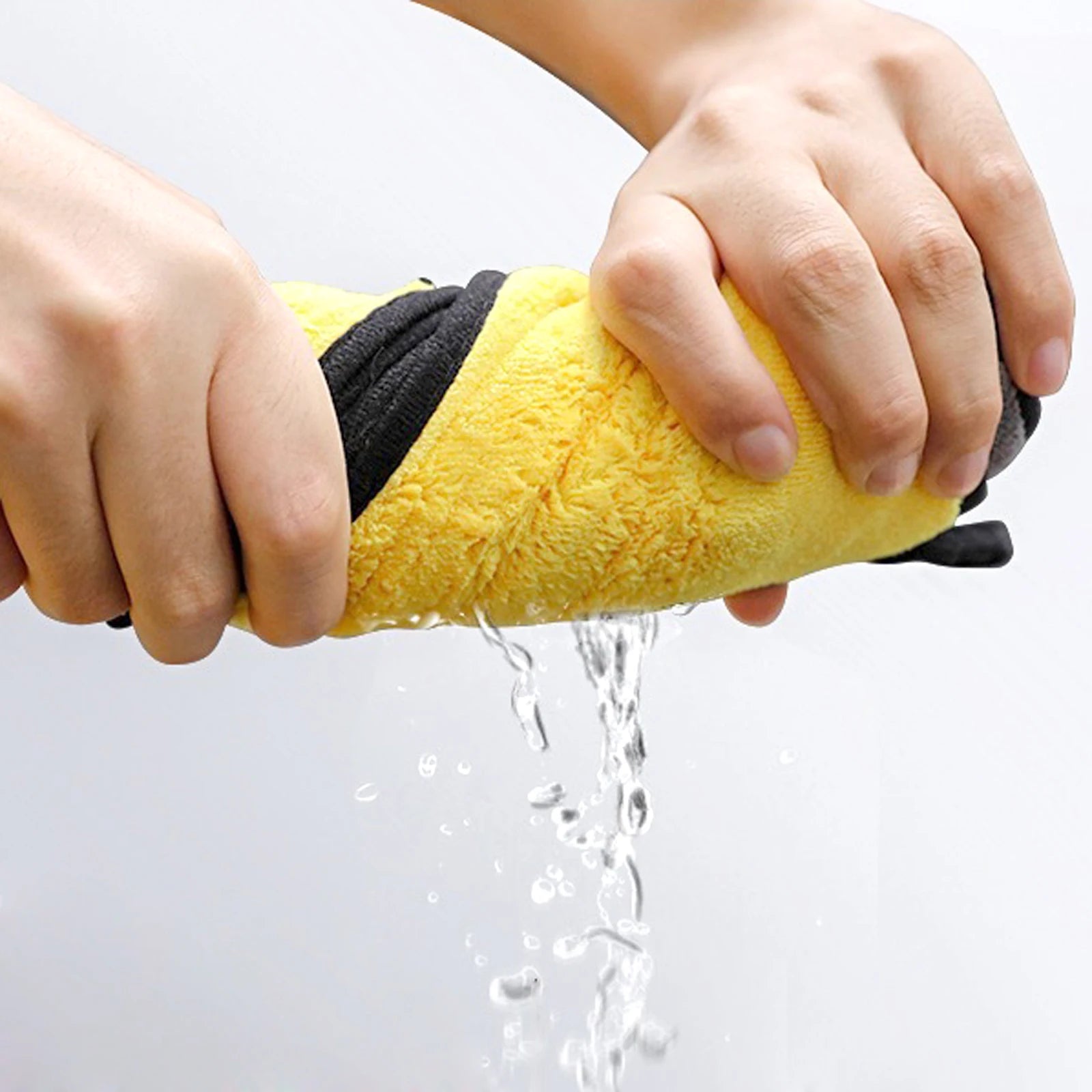 Microfiber Quick-Dry Pet Towel — Absorbent Bathrobe-Style Towel for Cats & Dogs