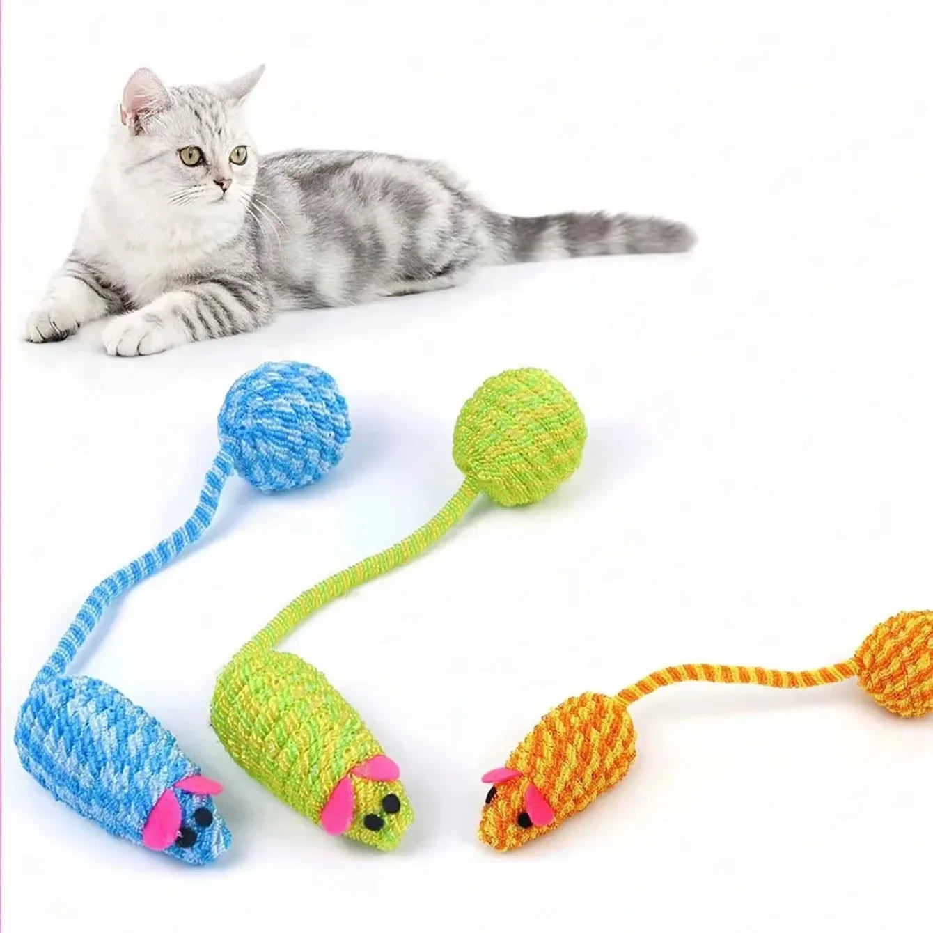 Knitted Mouse Ball Toy with Rustling Tail — Crinkle Sound Cat Toy