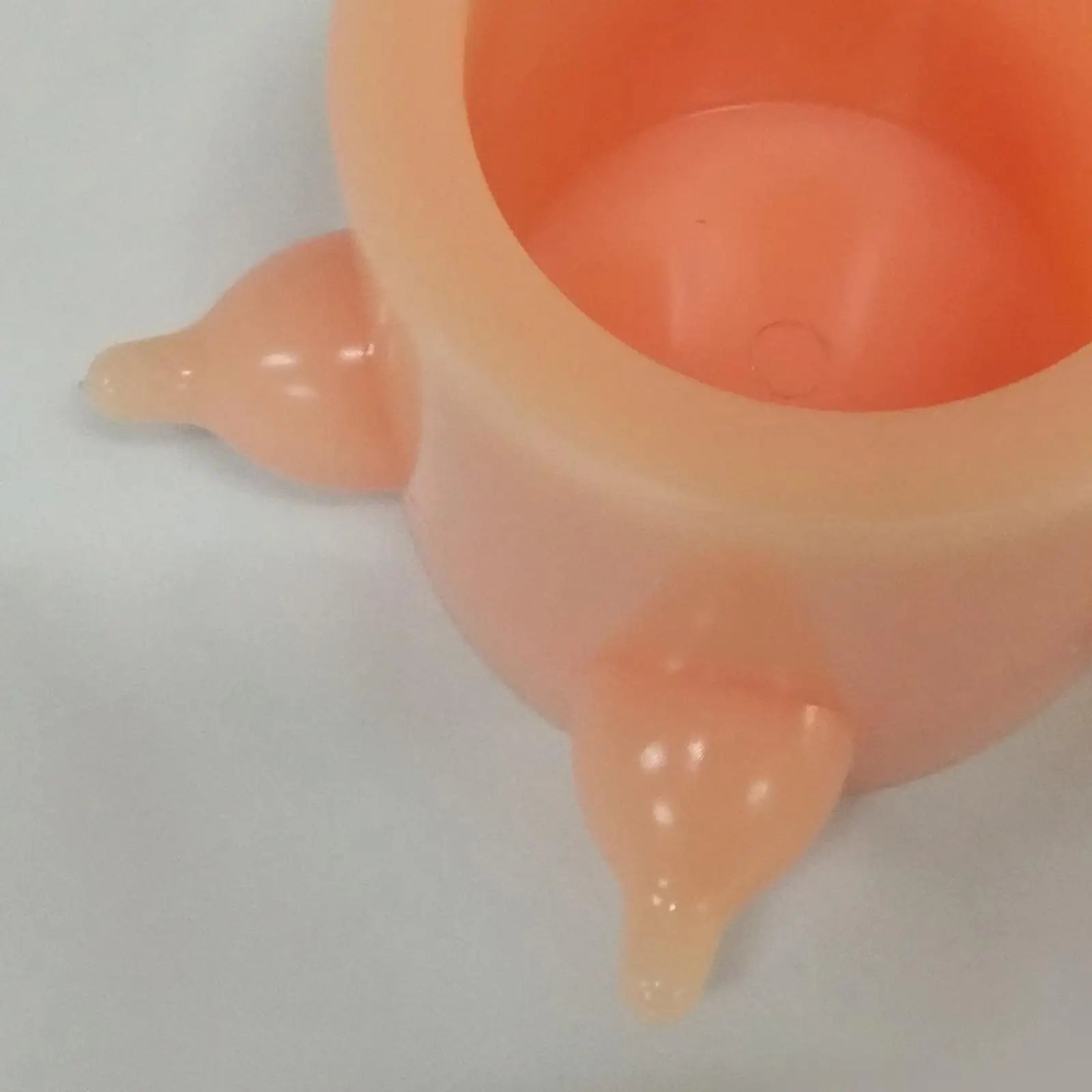 Silicone Pet Milk Feeding Bottle Station (Puppies, Kittens & Rabbits)