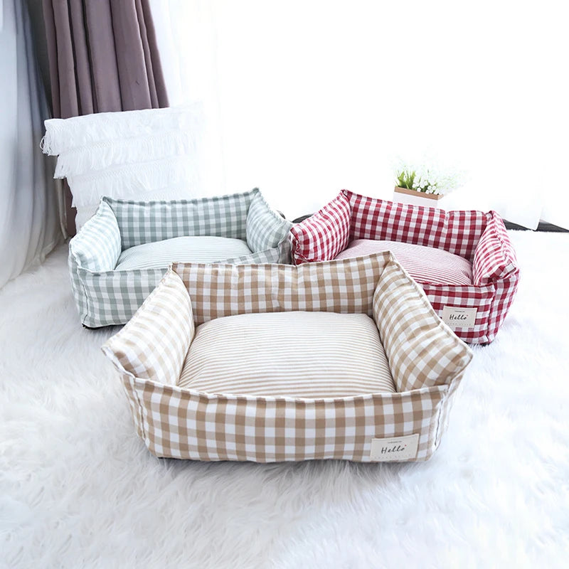 Sofa-Style Pet Kennel Bed