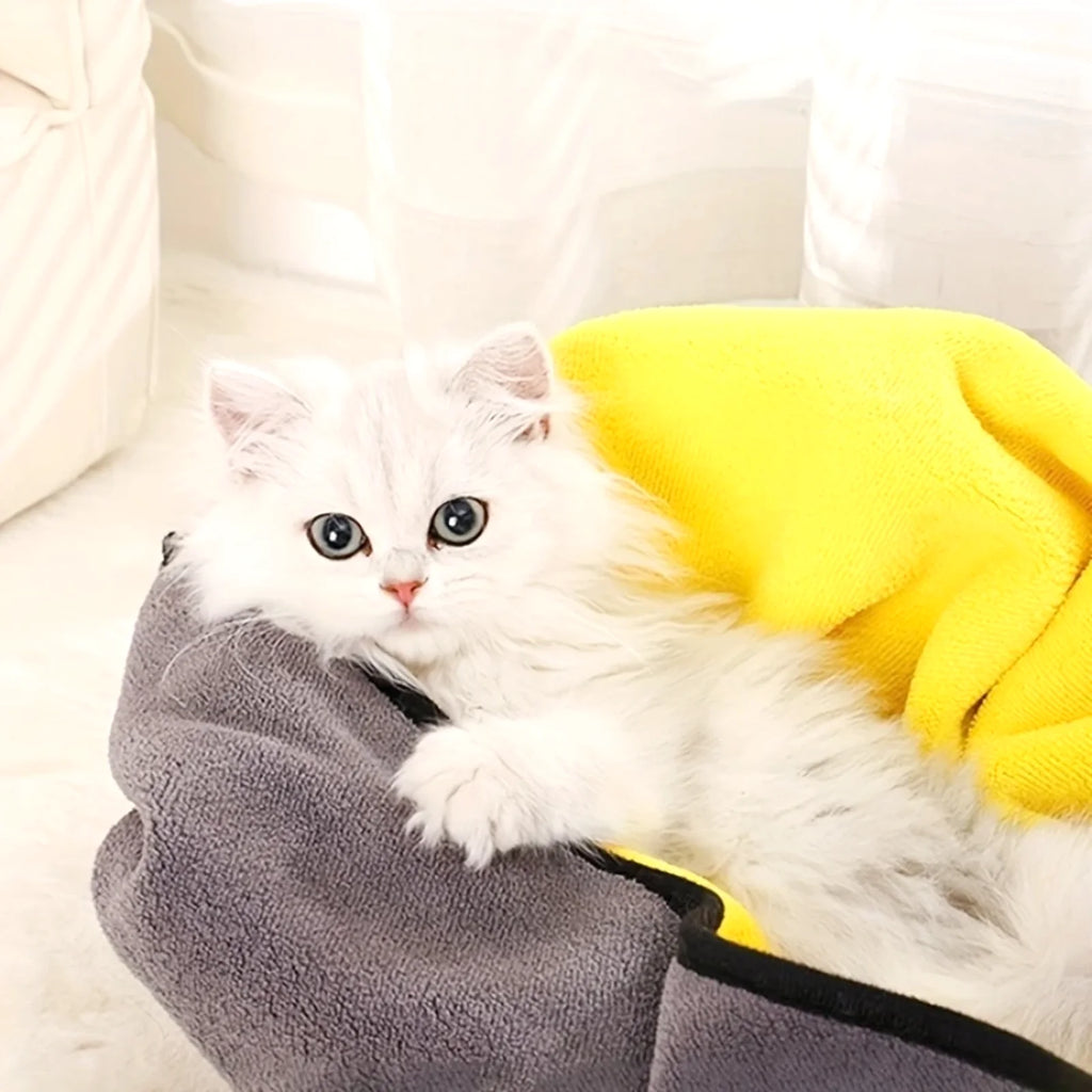 Microfiber Quick-Dry Pet Towel — Absorbent Bathrobe-Style Towel for Cats & Dogs