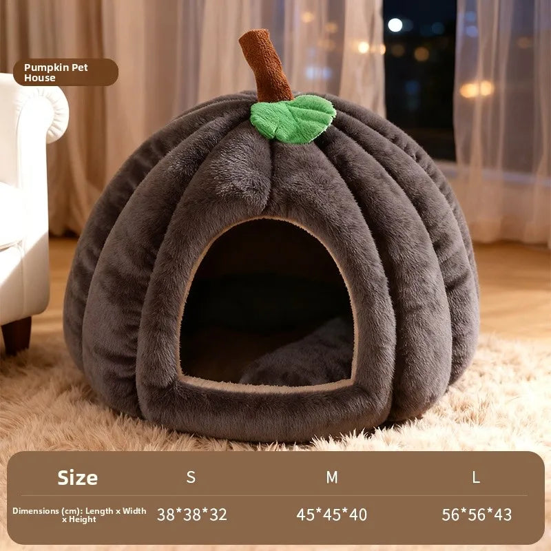 Pumpkin-Shaped Enclosed Winter Pet Bed