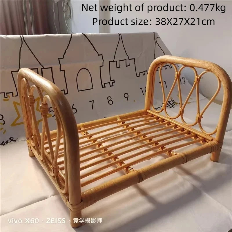 Mini Rattan Cat Bed Frame for Kitten Photo Shoots