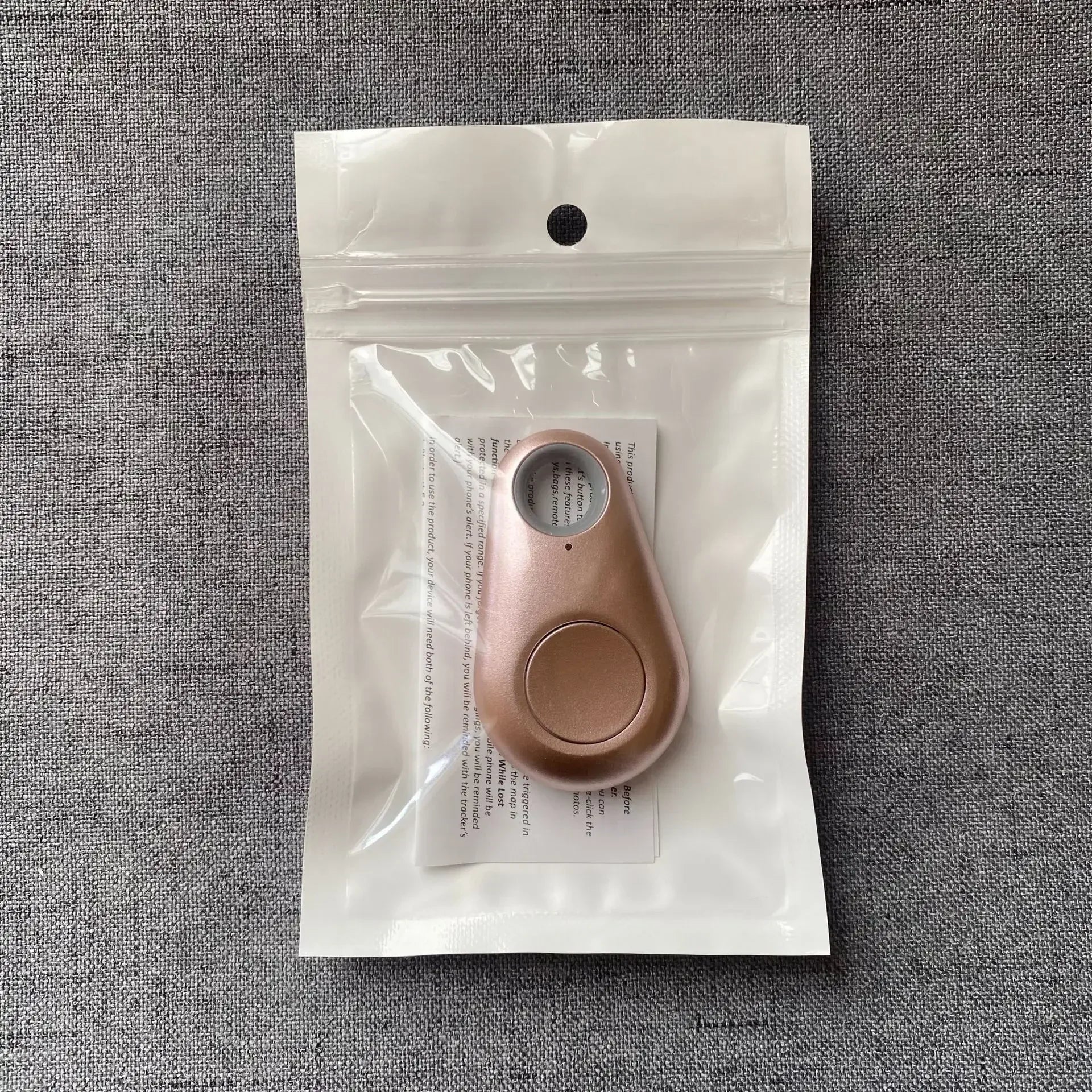 Bluetooth Smart Tag Keychain Tracker - Anti-Loss Finder for Pets & Keys