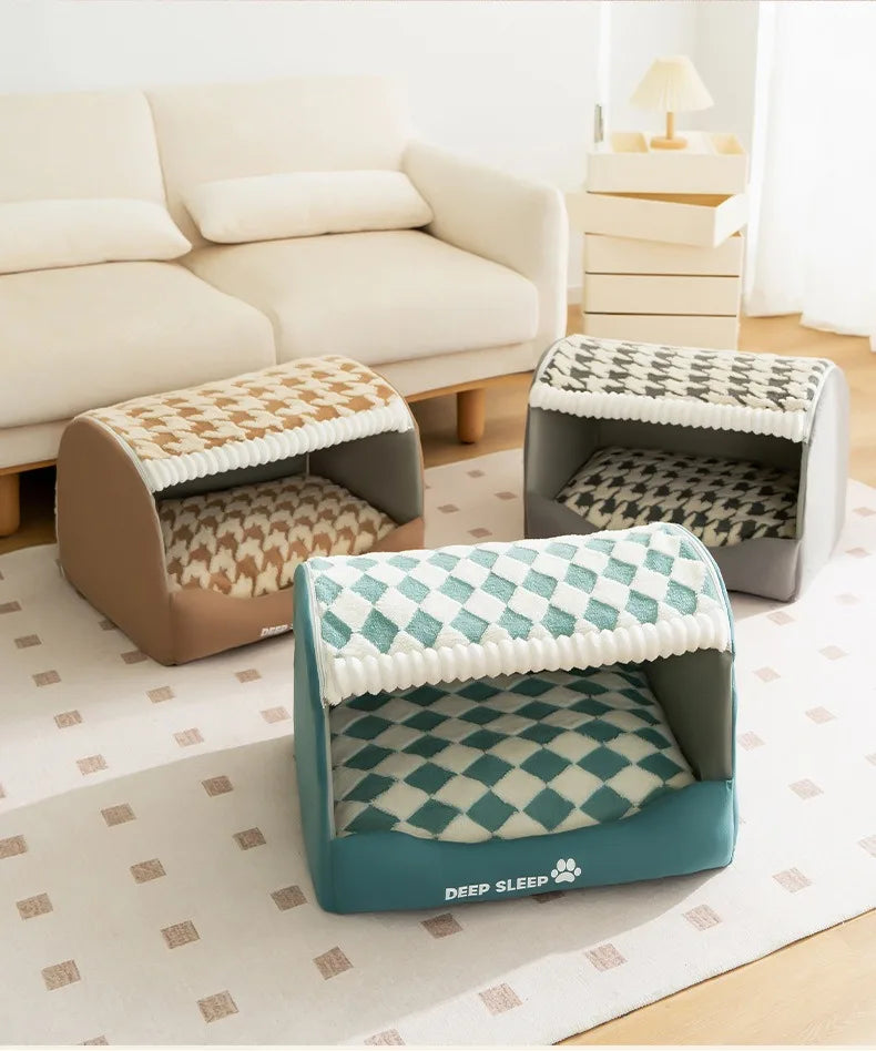 Quilted Winter Dog Den Bed