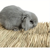 Handwoven Grass Mat — Natural Chew Bed for Rabbits & Guinea Pigs