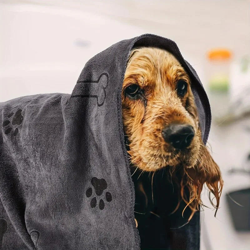 Quick-Drying Microfiber Dog Towel — Absorbent Bath Towel for Medium Dogs