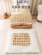 Quilted Winter Dog Den Bed