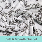 Soft Fluffy Pet Blanket — Cartoon Print Cotton Throw for Cats & Dogs
